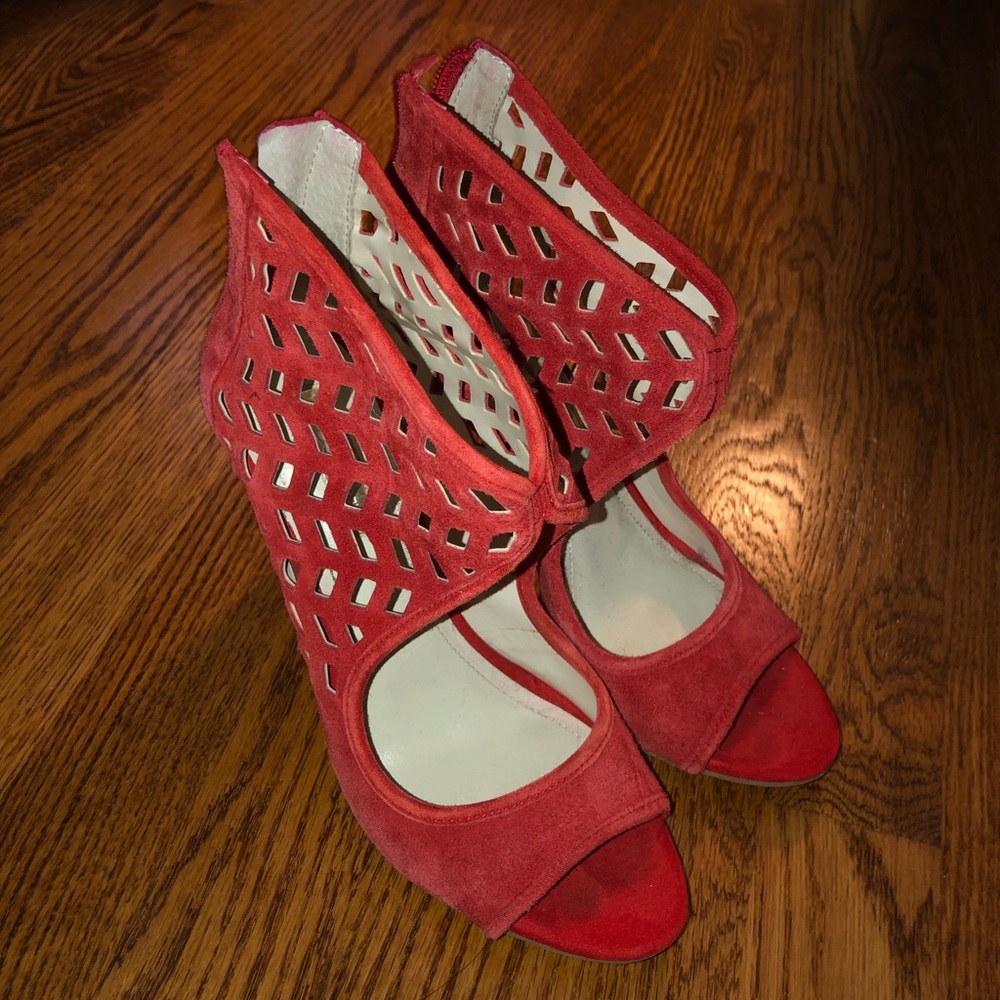 bcbgeneration camdynn laser-cut heels❣️